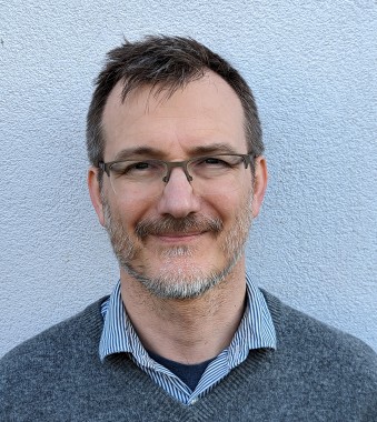 Laurence Oldham photo}