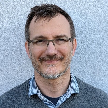 Laurence Oldham photo}